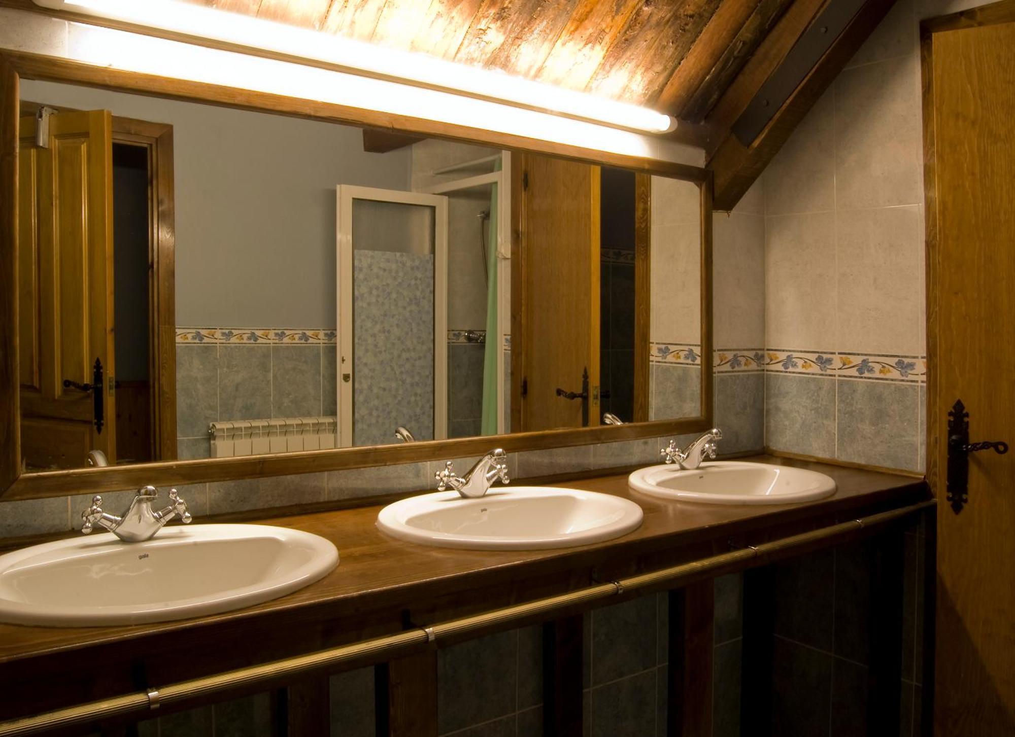 Albergue-Refugio Sargantana Canfranc Zimmer foto